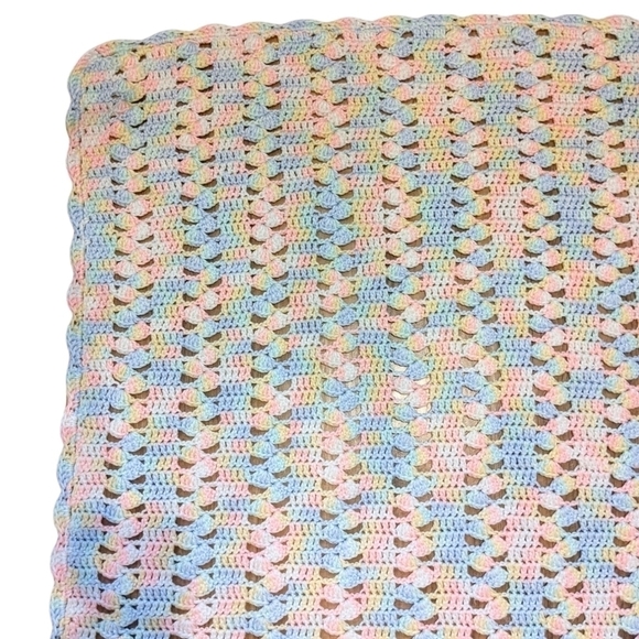 HANDMADE hand knit crochet pastel baby blanket 36.5”x35.5” - Picture 5 of 7